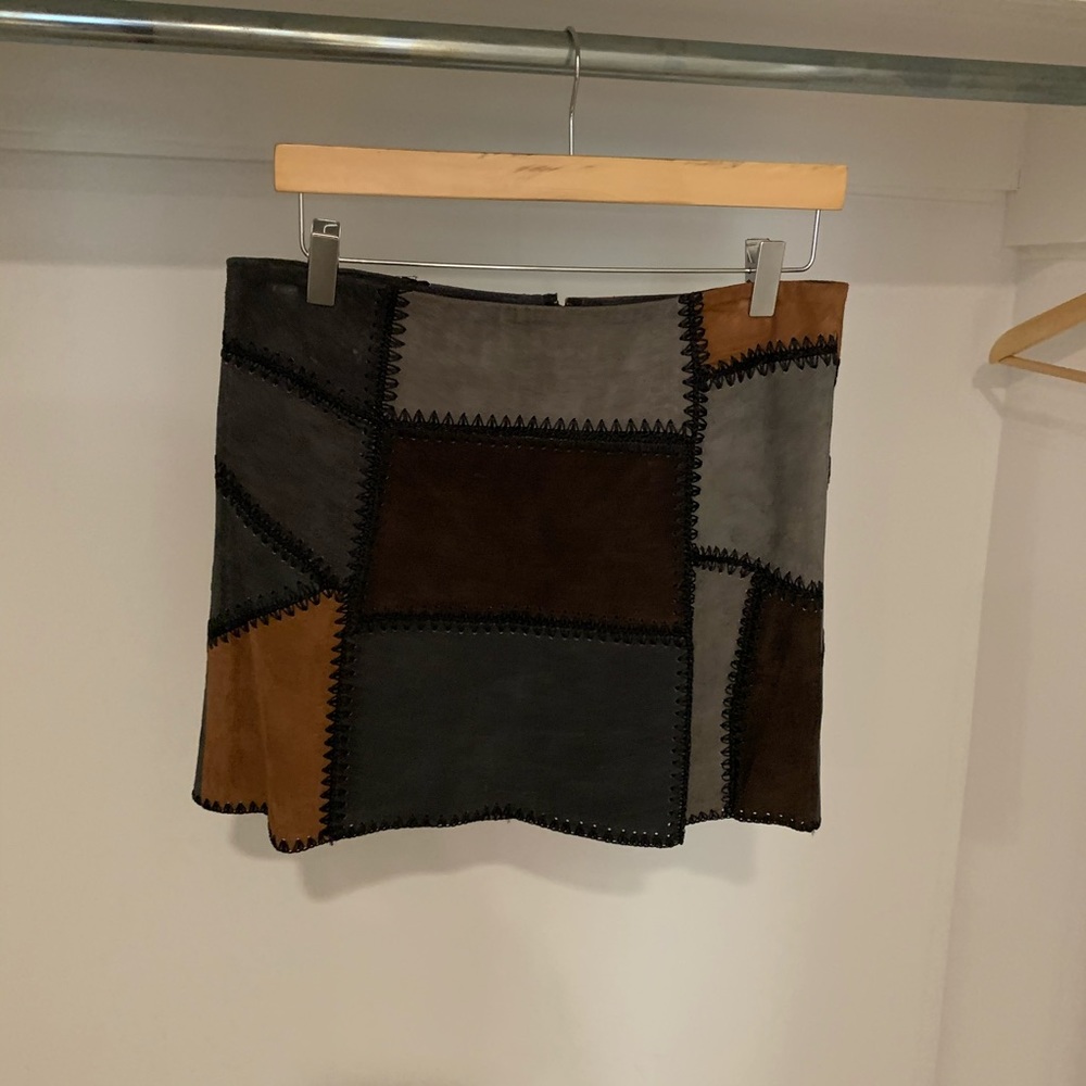 Patch suede skirt from Zara